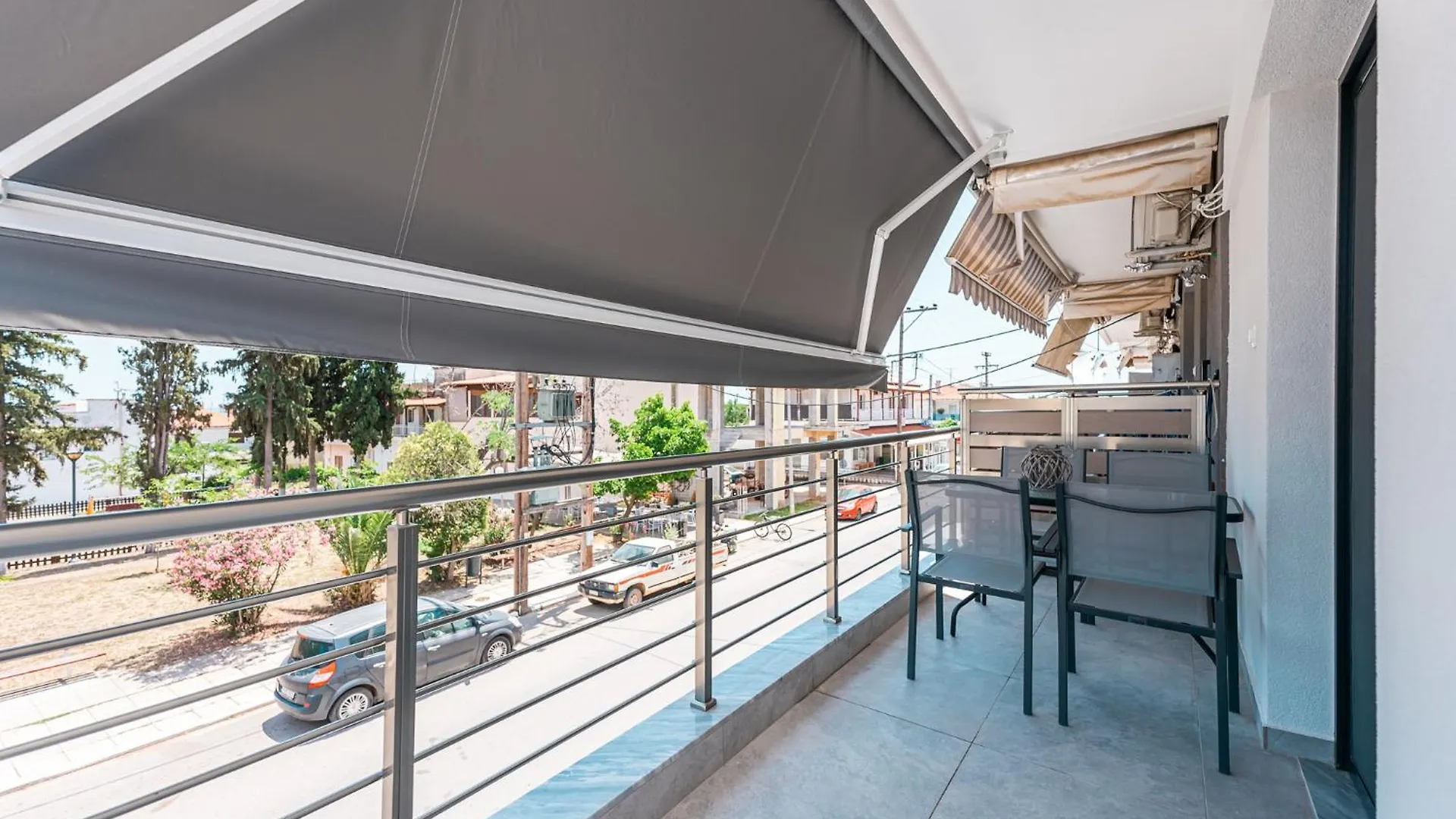 Central Square View Flogita